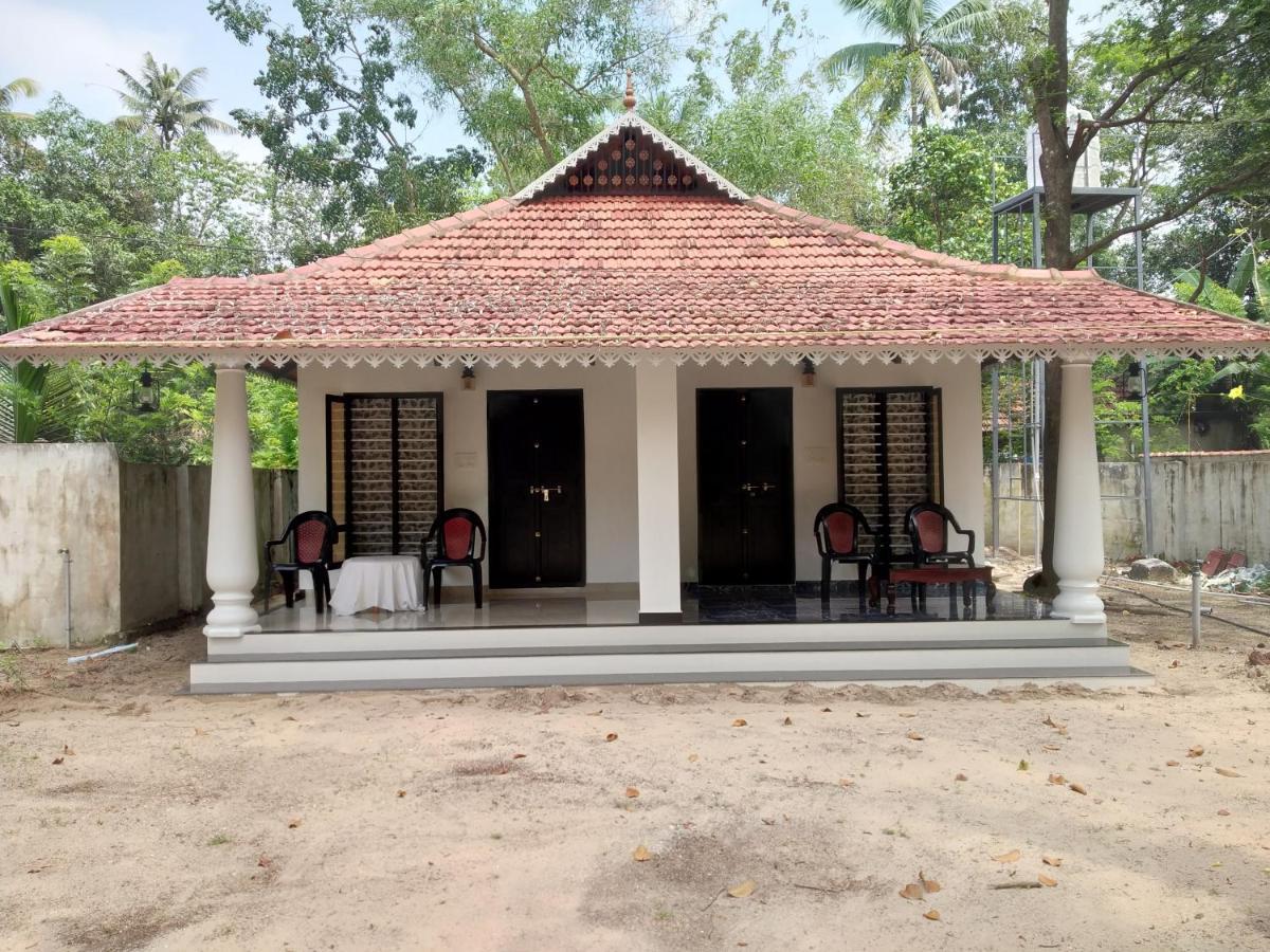 Marari Secret Beach Yoga Homestay 마라리쿨람 외부 사진
