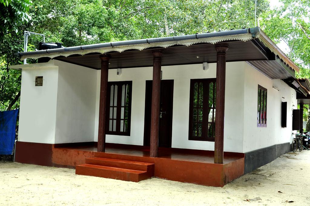 Marari Secret Beach Yoga Homestay 마라리쿨람 외부 사진