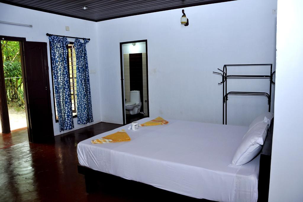 Marari Secret Beach Yoga Homestay 마라리쿨람 외부 사진
